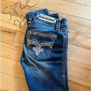 Jeans!! Rock revival.